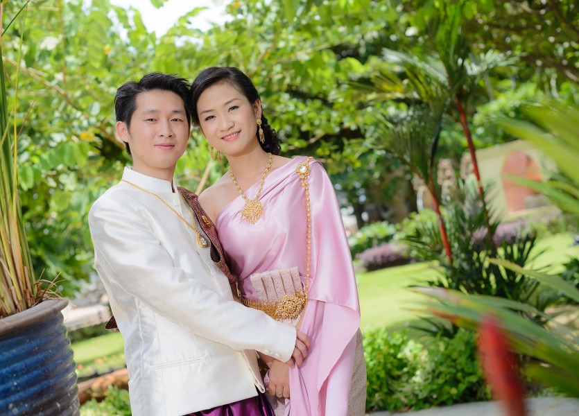 ชุดไทย