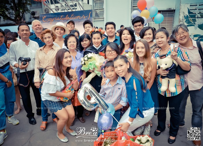 รับปริญญา หาช่างภาพรับปริญญา ถ่ายรูปรับปริญญา