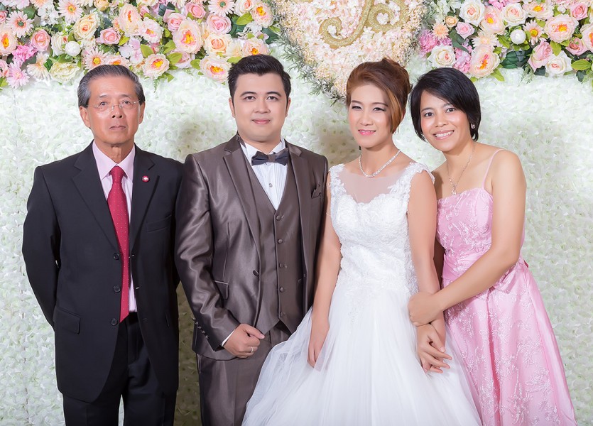 ถ่ายรูปแต่งงาน ชุดแต่งงาน หาช่างภาพ นนทบุรี ถ่ายภาพงานแต่ง