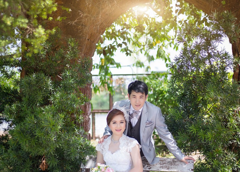 สวนหลวง ร.๙ พรีเวดดิ้ง สวนเขียวๆ ต้นไม้เยอะๆ pre wedding ถ่ายรูปแต่งงาน