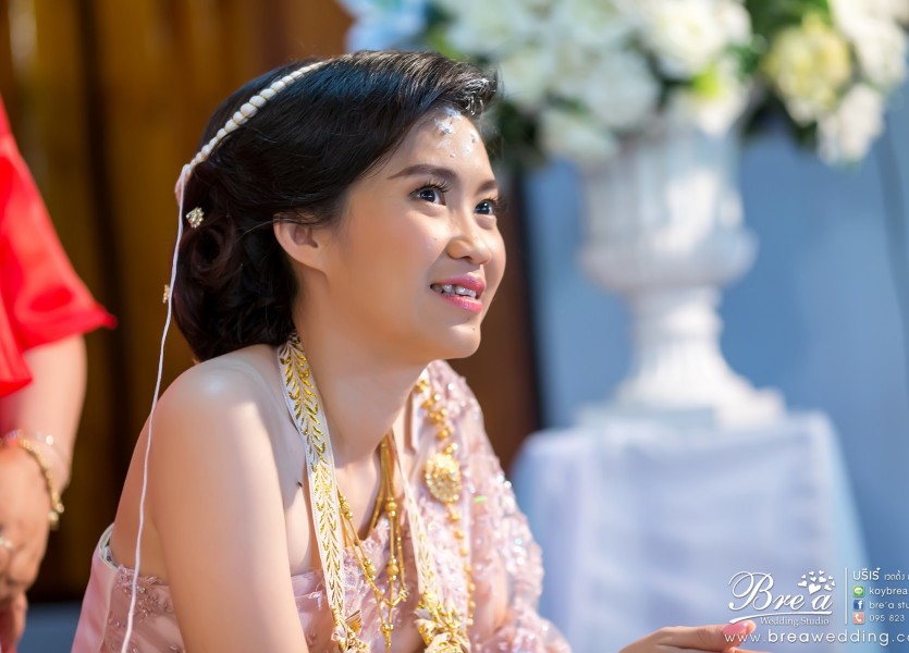 ชุดแต่งงาน ชุดไทยแต่งงาน ถ่ายรูปแต่งงาน ราชบุรี งานแต่งงาน นนทบุรี